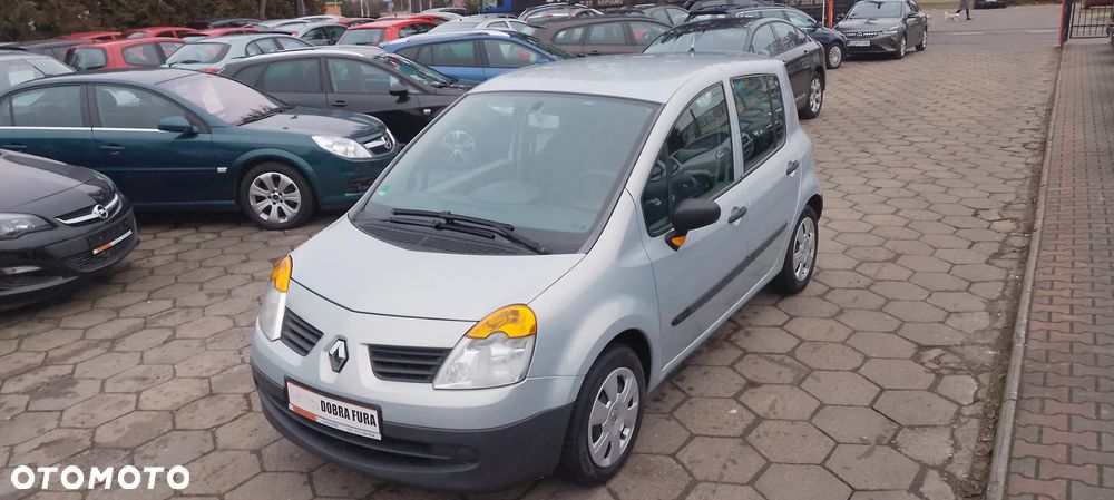 Renault Modus 1.6 16V Privilege - 28