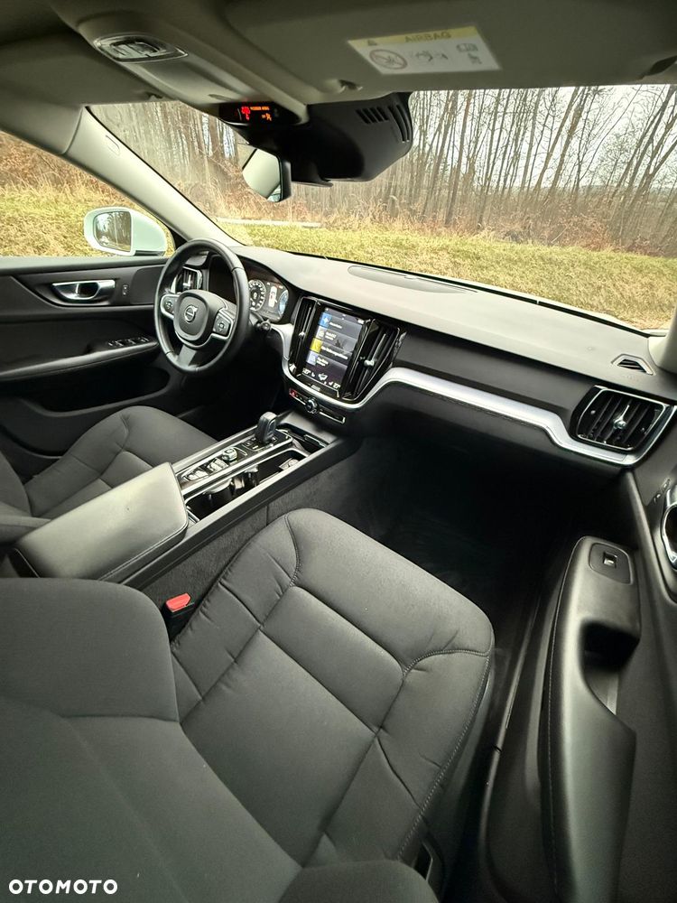 Volvo V60 B4 D Geartronic Momentum Pro - 12