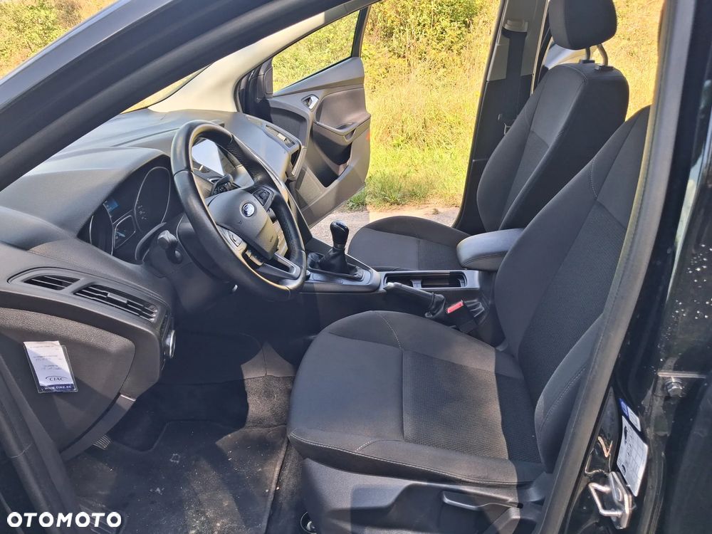 Ford Focus - 11