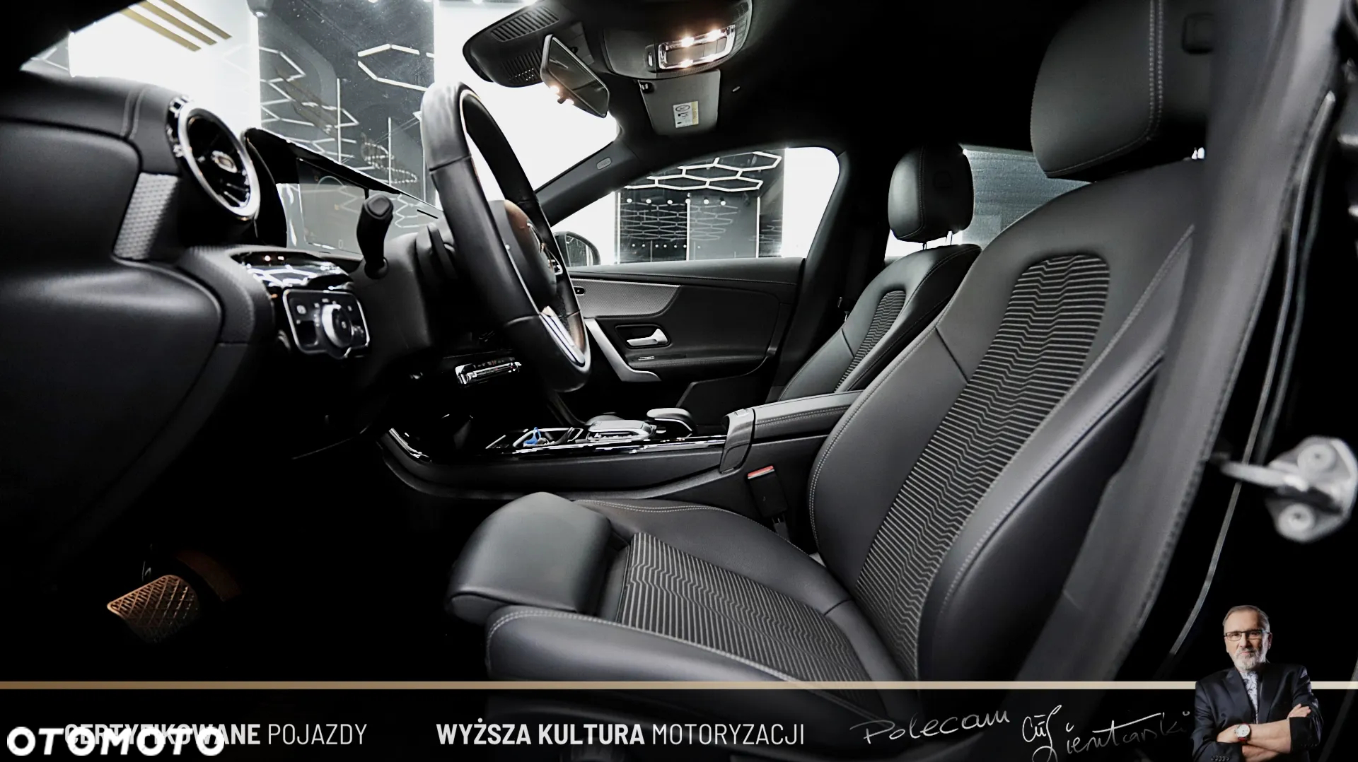 Mercedes-Benz CLA 250 Progressive 7G-DCT - 16