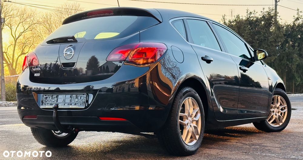 Opel Astra - 28