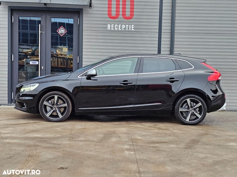 VOLVO V40 2019 — imagine 7