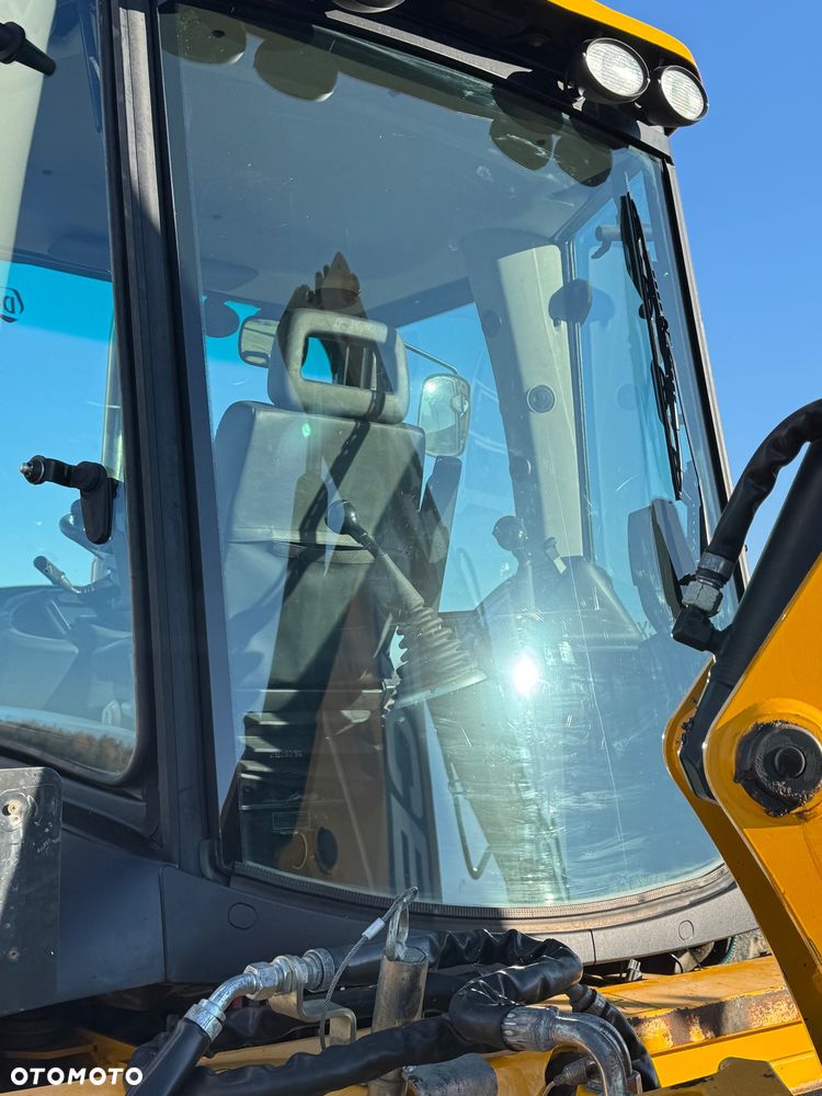 JCB 3CX / KOPARKO-ŁADOWARKA / 2019 ROK / 4200 MTH / KLIMATYZACJA / SPROWADZONA - 22