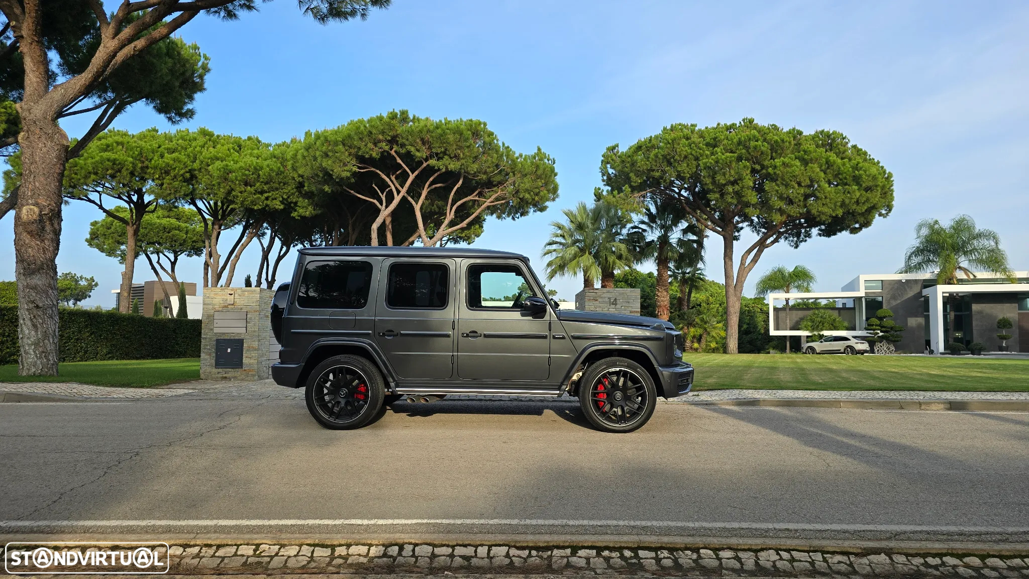 Mercedes-Benz G 63 AMG Speedshift 9G-TRONIC - 12