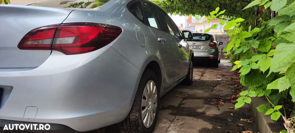 Opel Astra 1.6 TWINPORT ECOTEC Active - 15