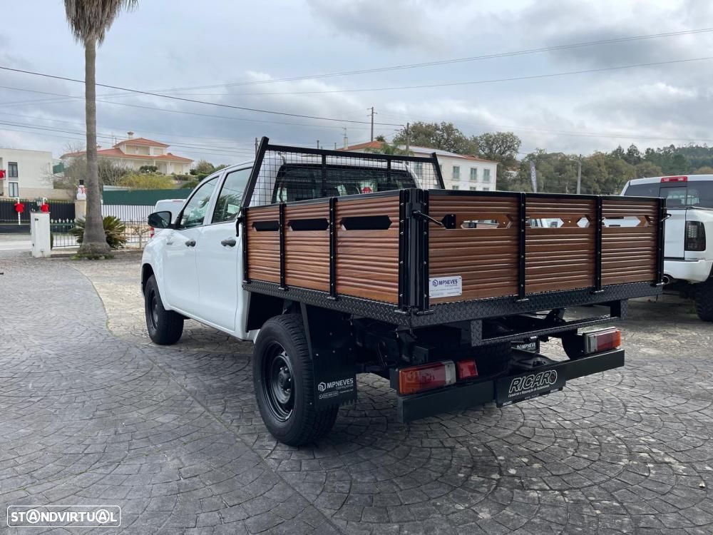 Toyota Hilux HILUX 2.4D 4WD (150CV) - 8