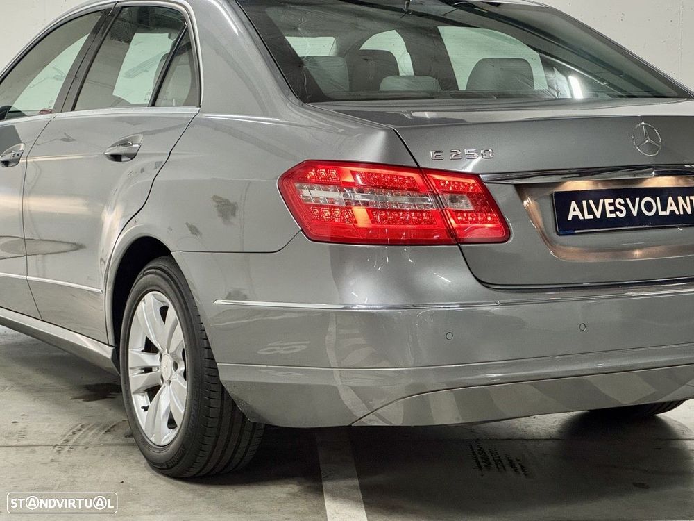 Mercedes-Benz E 250 BlueTEC Avantgarde Auto - 33