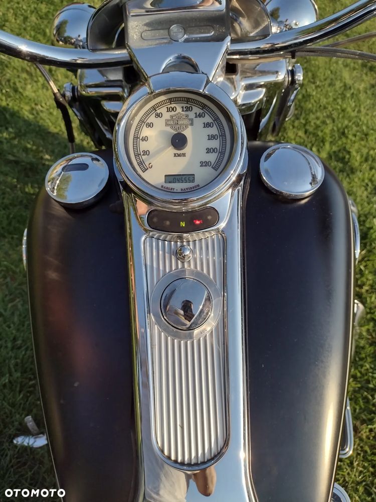Harley-Davidson Touring Road King - 10