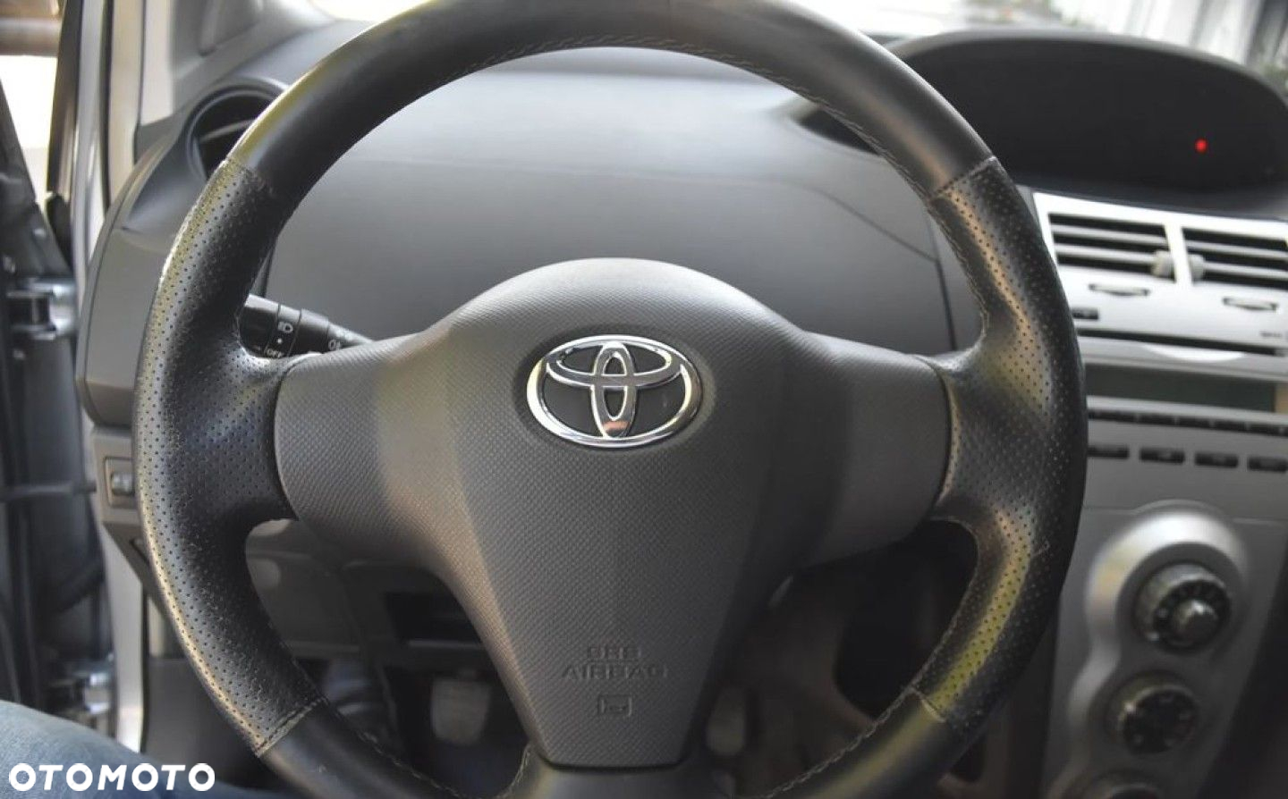 Toyota Yaris 1.4 D-4D Luna - 13