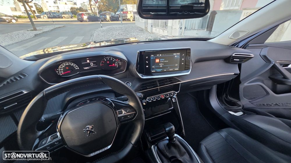 Peugeot 2008 - 7