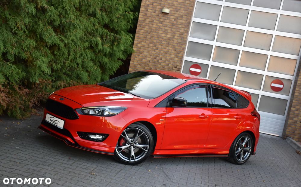 Ford Focus 1.5 EcoBoost STart-Stopp-System ST-LINE - 29