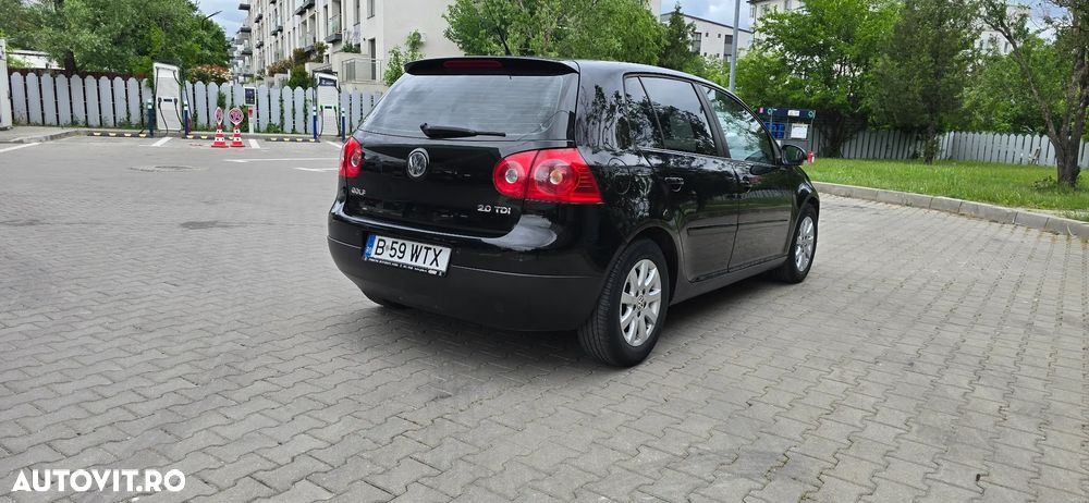 Volkswagen Golf 2.0 TDI DSG Comfortline - 12