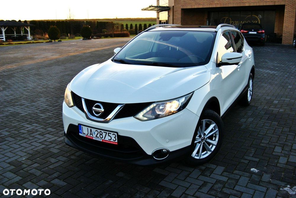 Nissan Qashqai 1.5 dCi TEKNA - 3
