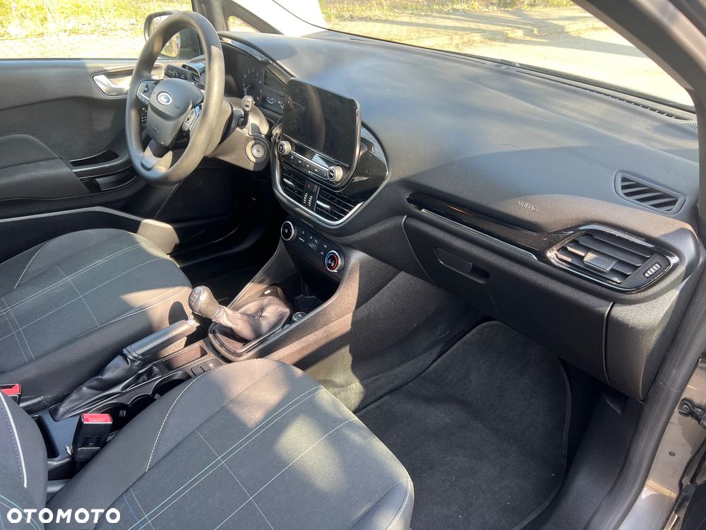 Ford Fiesta 1.1 COOL&CONNECT - 10