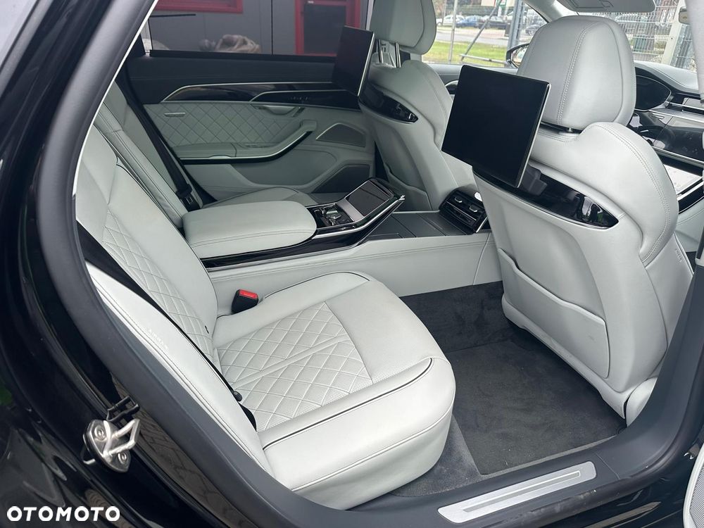 Audi A8 - 17