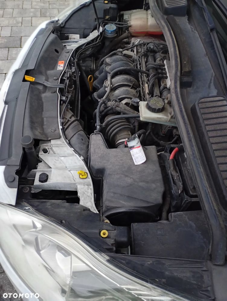 Ford C-MAX - 13