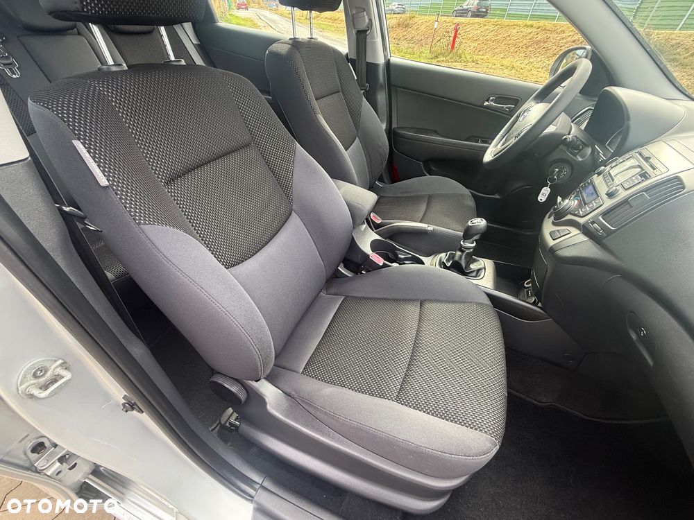 Hyundai i30 1.6 blue Comfort - 26