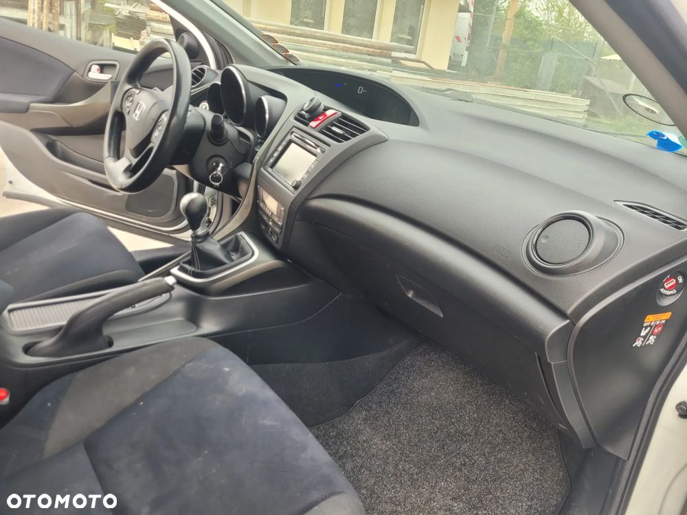 Honda Civic 1.6 i-DTEC Style Edition - 25