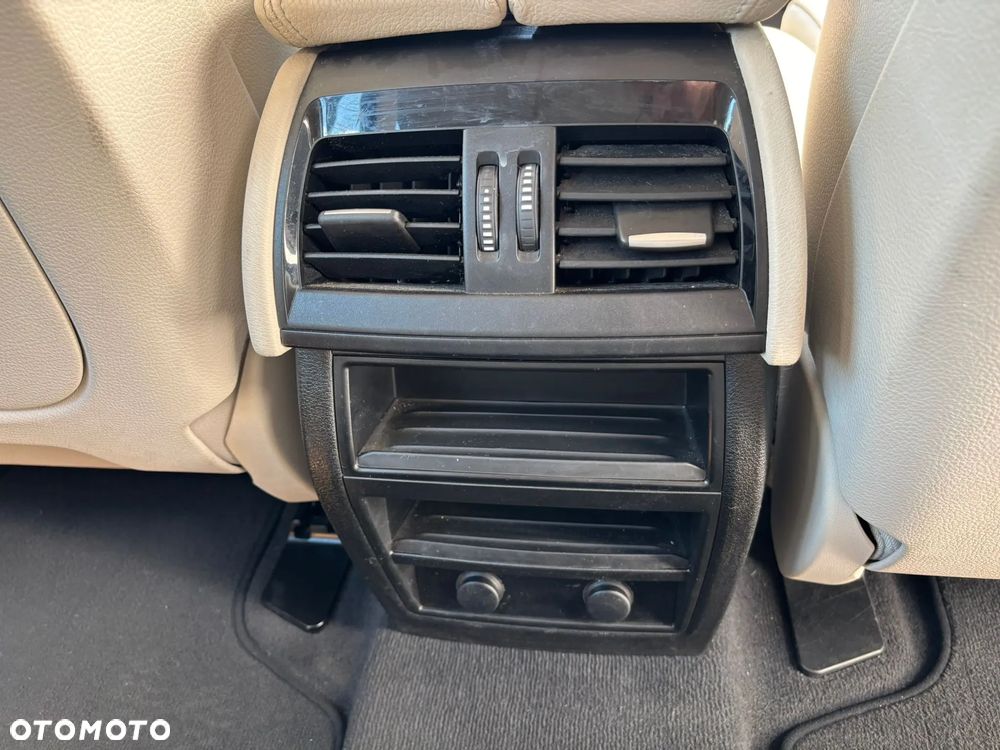 BMW X5 xDrive25d - 18