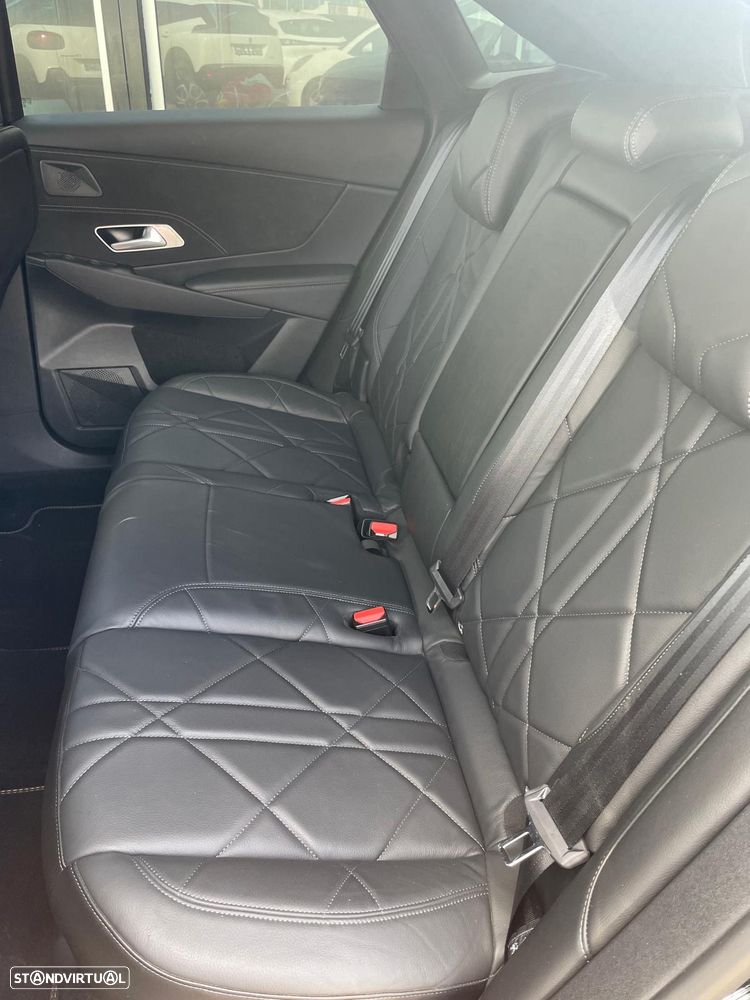 DS DS7 BlueHDI 130 Aut. Performance Line - 7