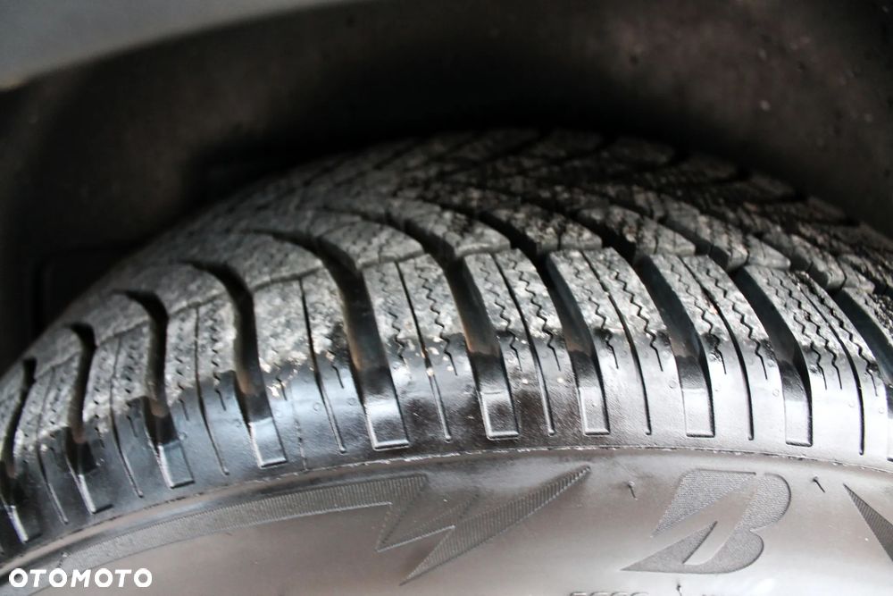 Peugeot 5008 1.6 PureTech GT Line S&S EAT8 - 13