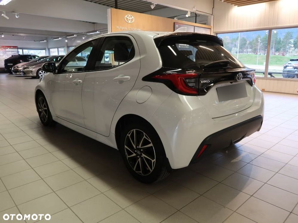 Toyota Yaris Hybrid 1.5 Active - 6