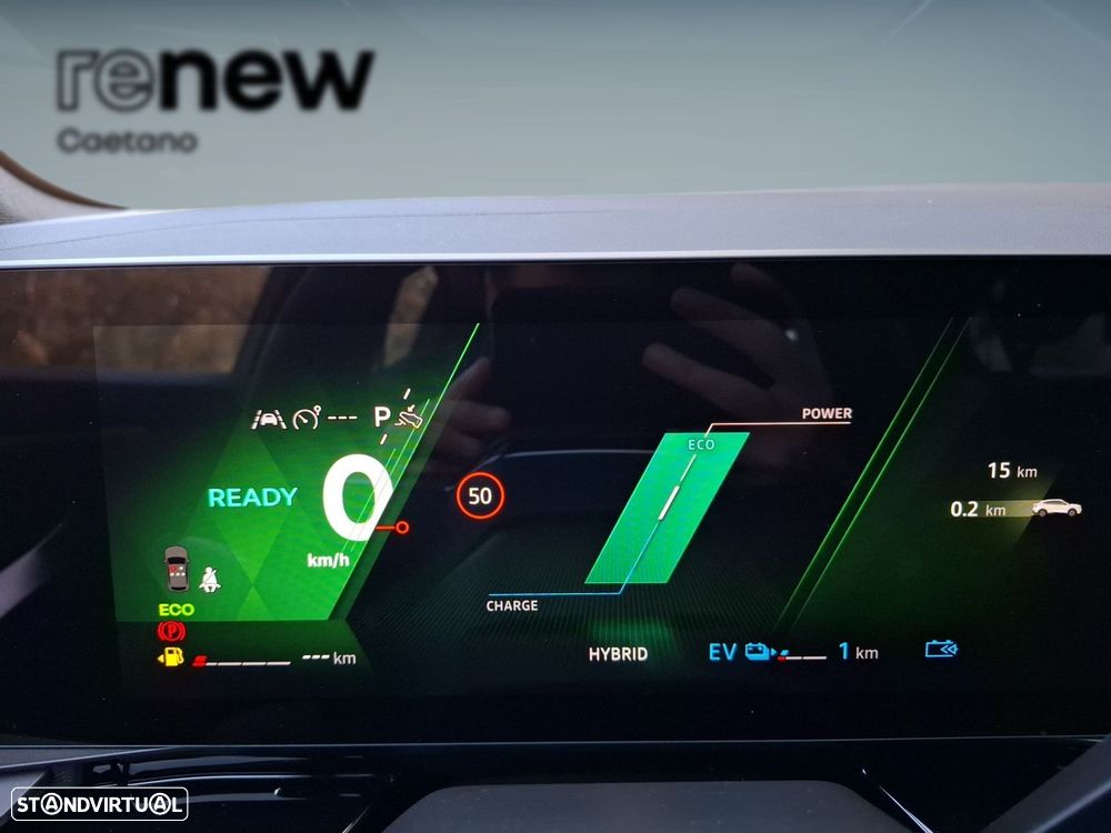 Renault Rafale 1.2 Hyper Hybrid E-Tech Atelier Alpine — fotografia 17