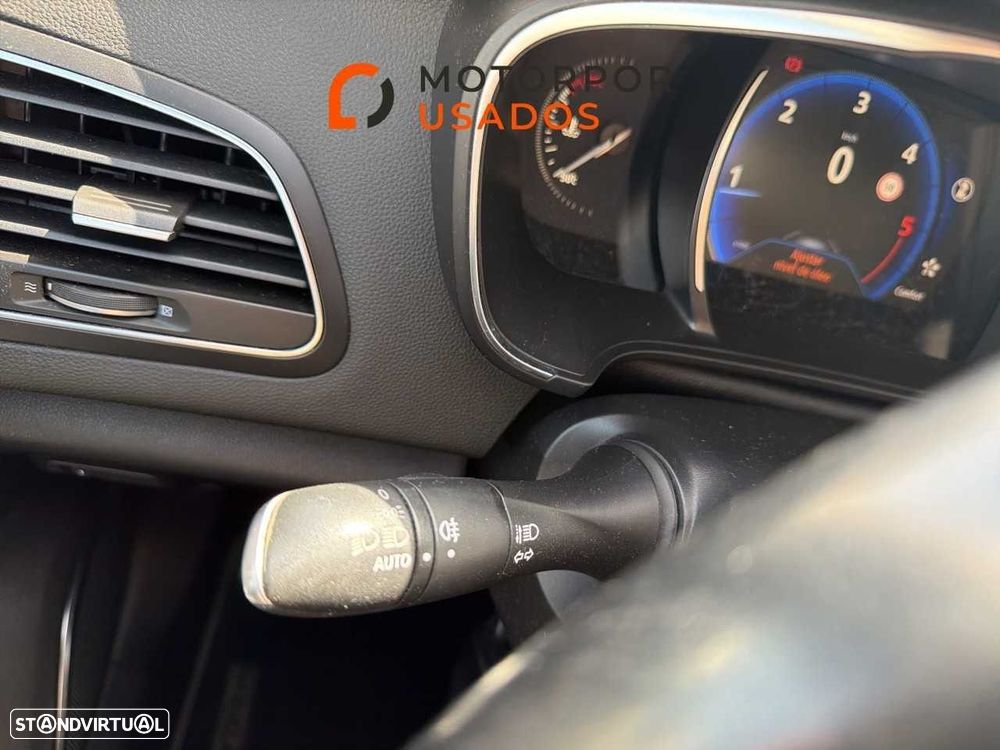 Renault Mégane Sport Tourer 1.6 dCi GT Line - 18