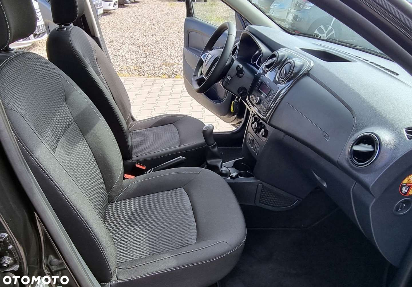 Dacia Sandero - 27