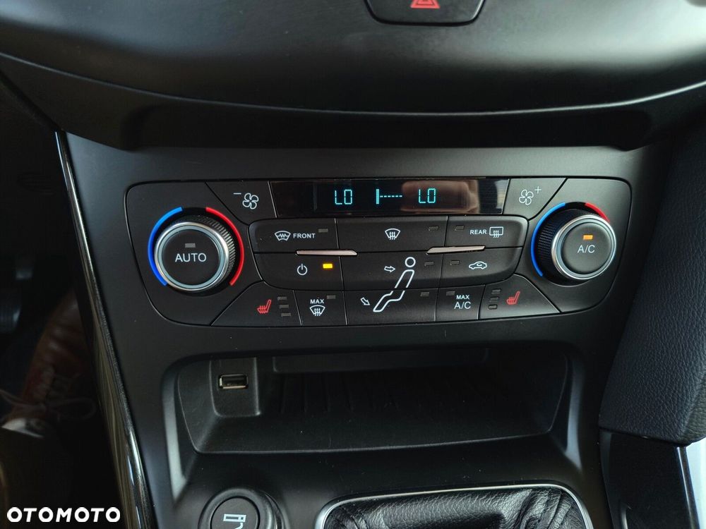 Ford Focus - 26