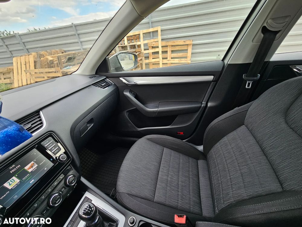 Skoda Octavia 1.6 TDI Style - 10