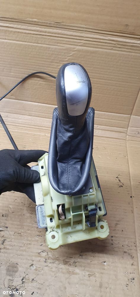 Wybierak lewarek biegów automat Mercedes E-Klasa W211 A2112673124 - 5