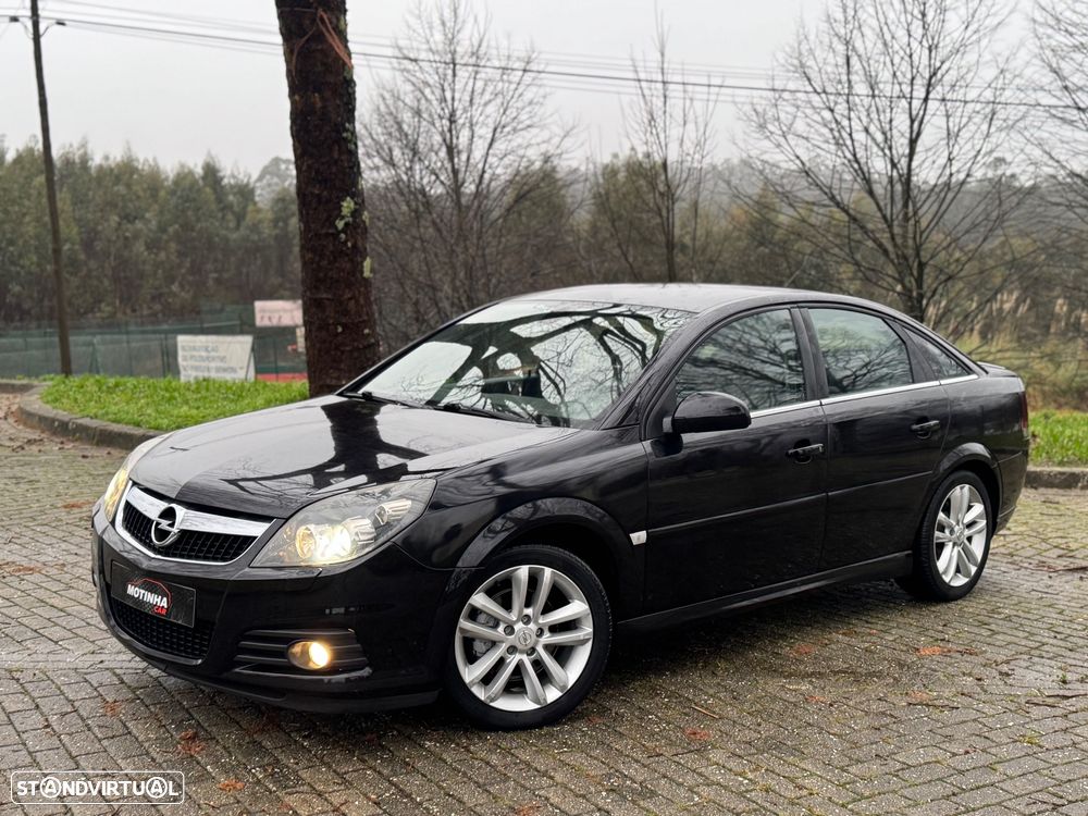 Opel Vectra 1.9 CDTI DPF Sport/GTS - 1