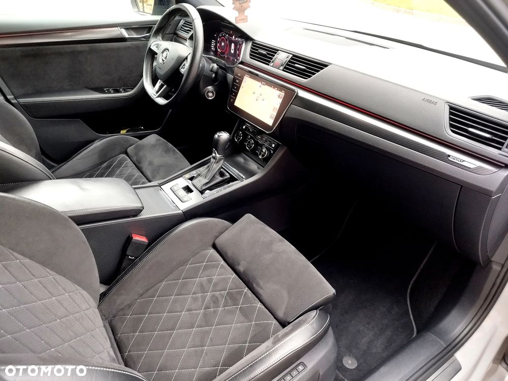 Skoda Superb 2.0 TSI 4x4 Sportline DSG - 16