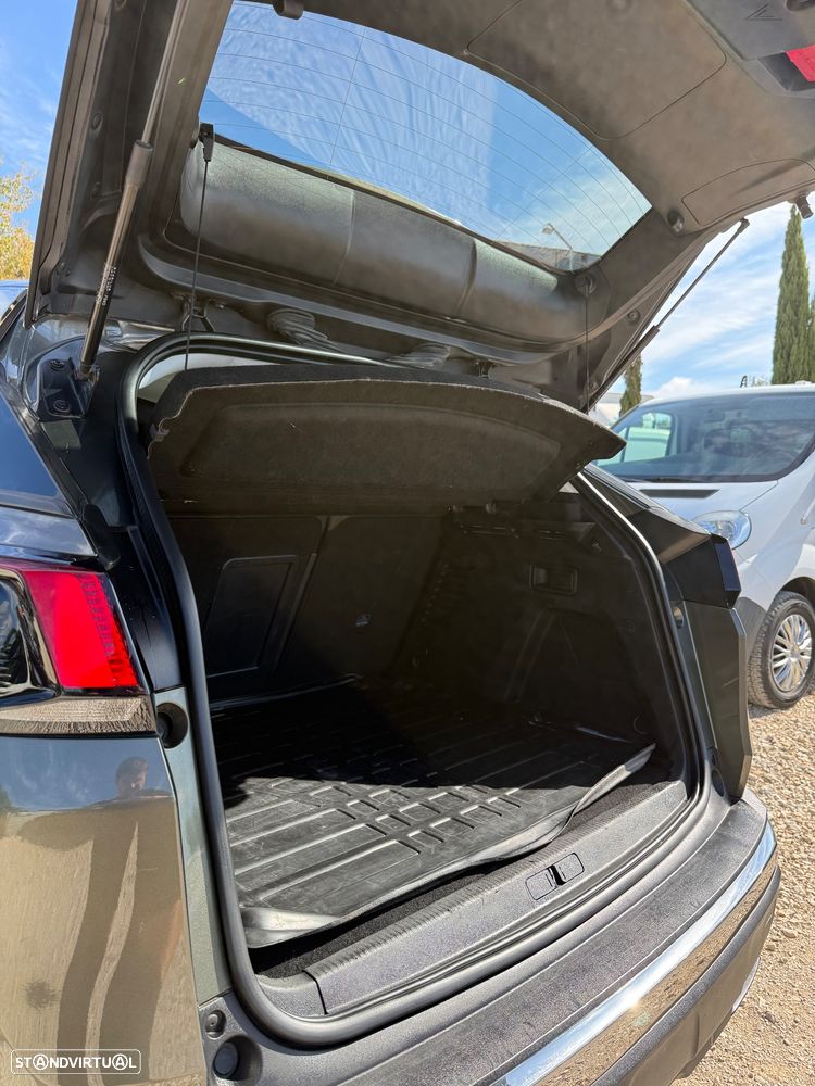 Peugeot 3008 PureTech 130 Stop & Start GPF EAT8 Allure - 7