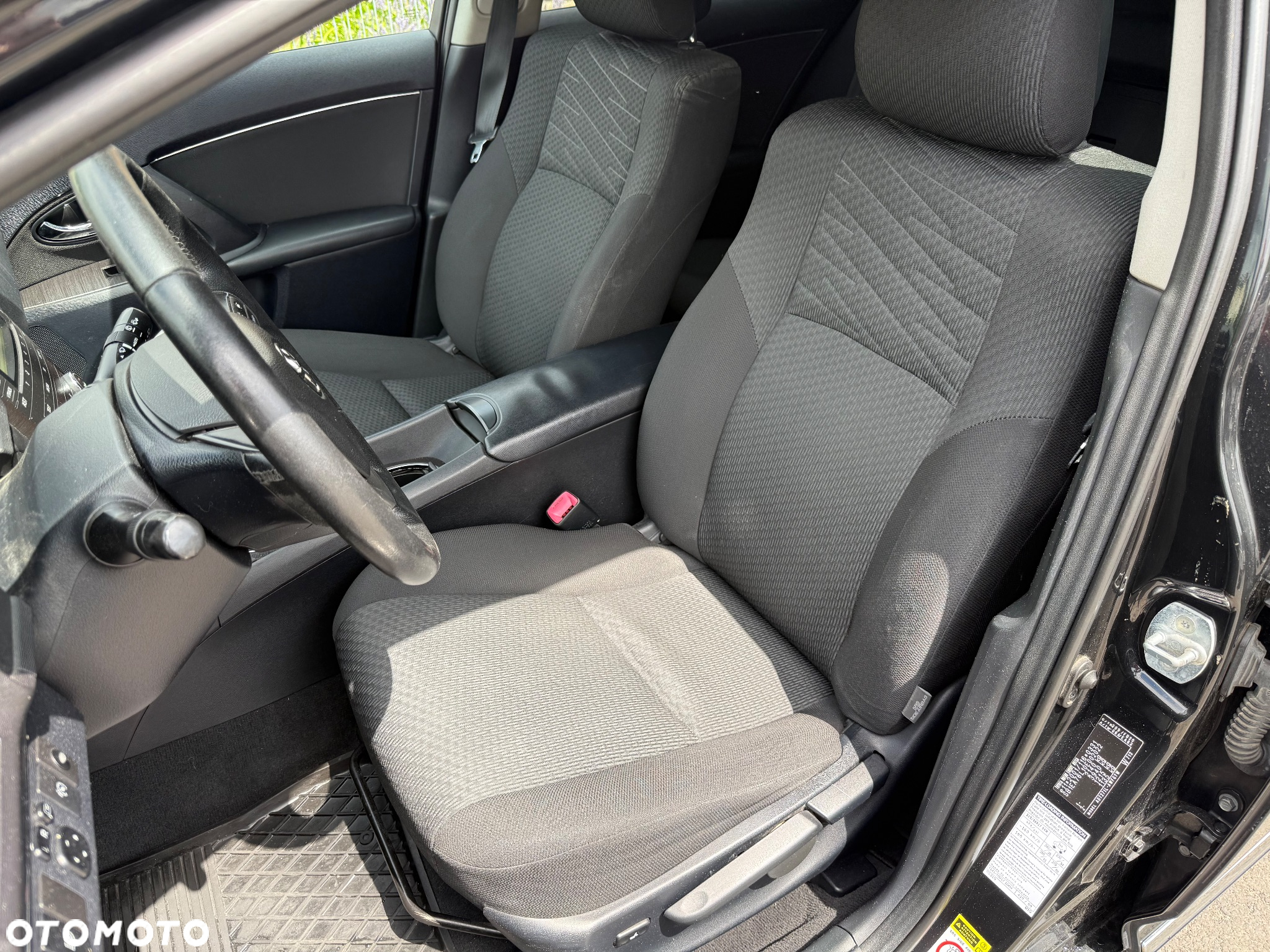 Toyota Avensis 2.2 D-4D Executive - 20