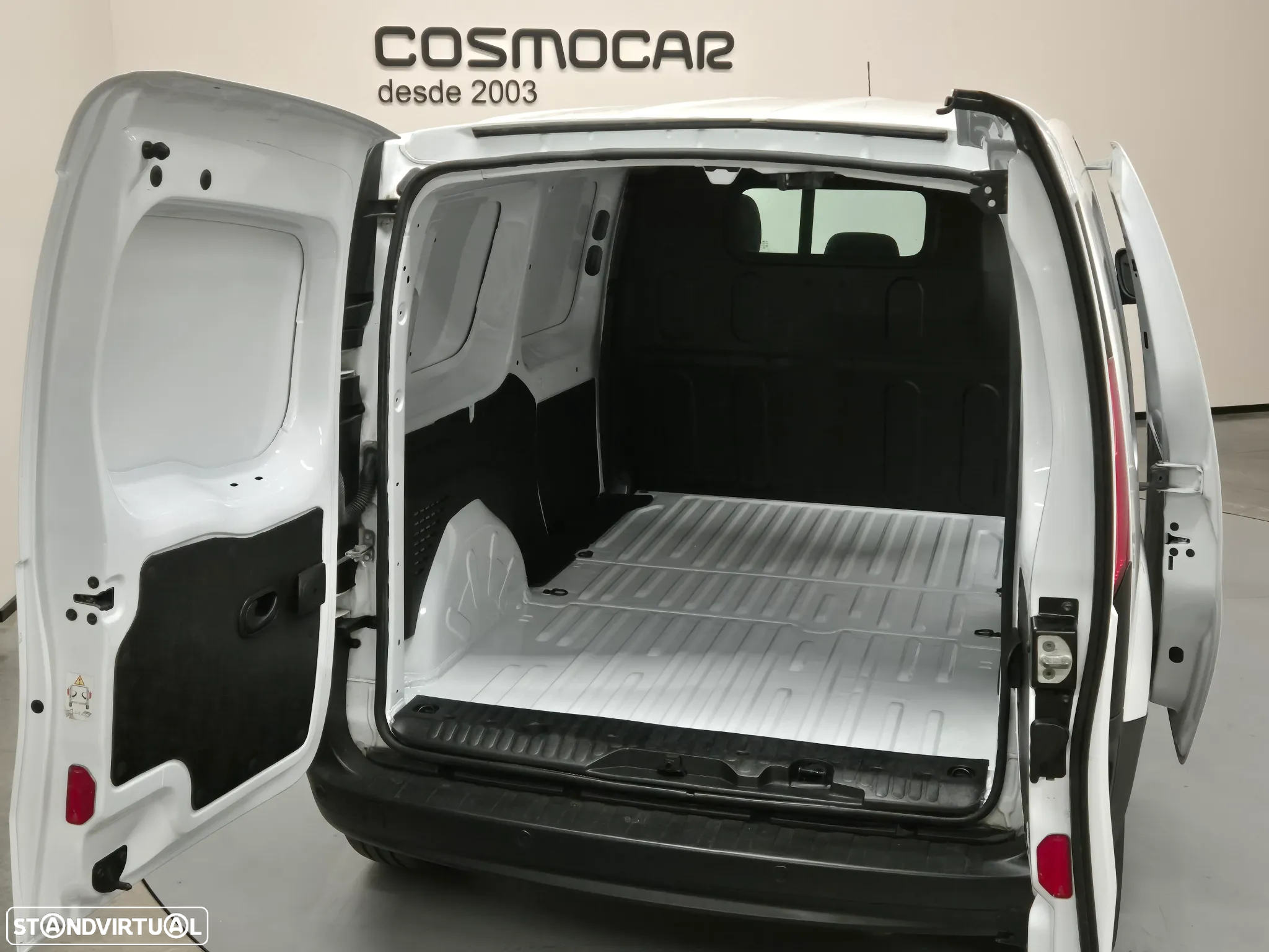 Renault Kangoo MAXI 1.5 DCI 3L (115 Cv - LONGA) - 27