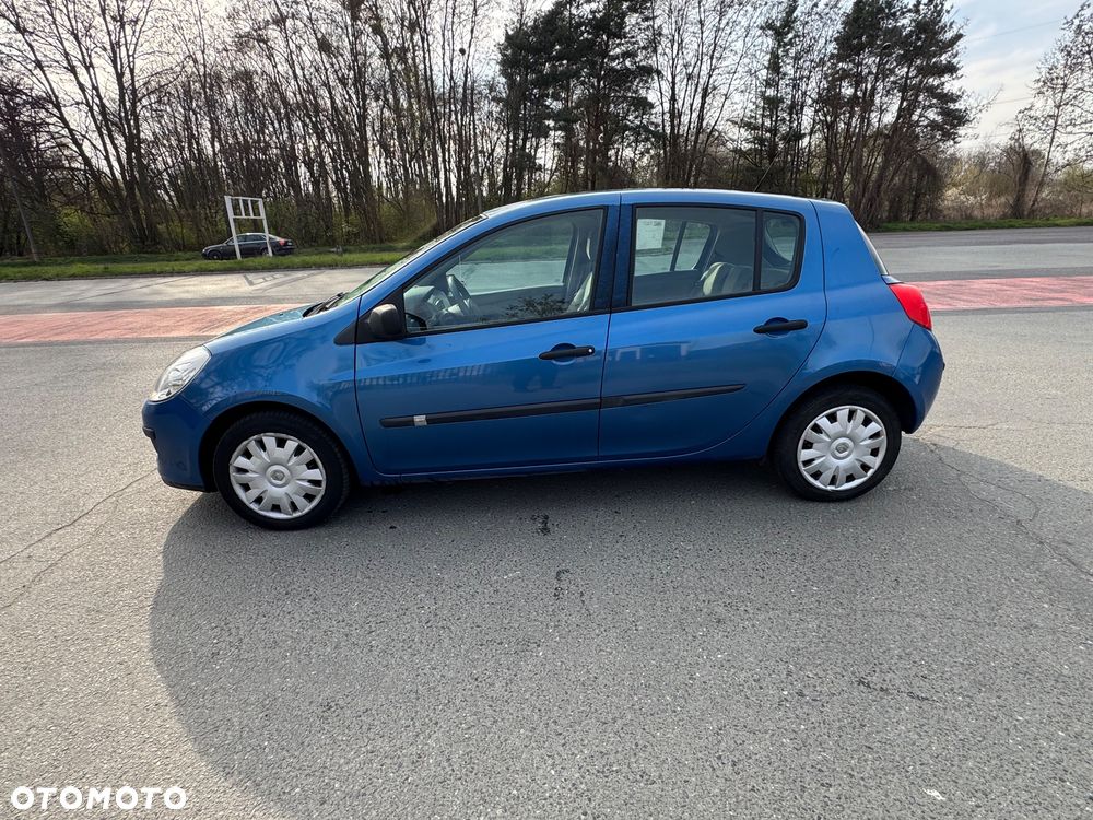 Renault Clio 1.4i RT - 2