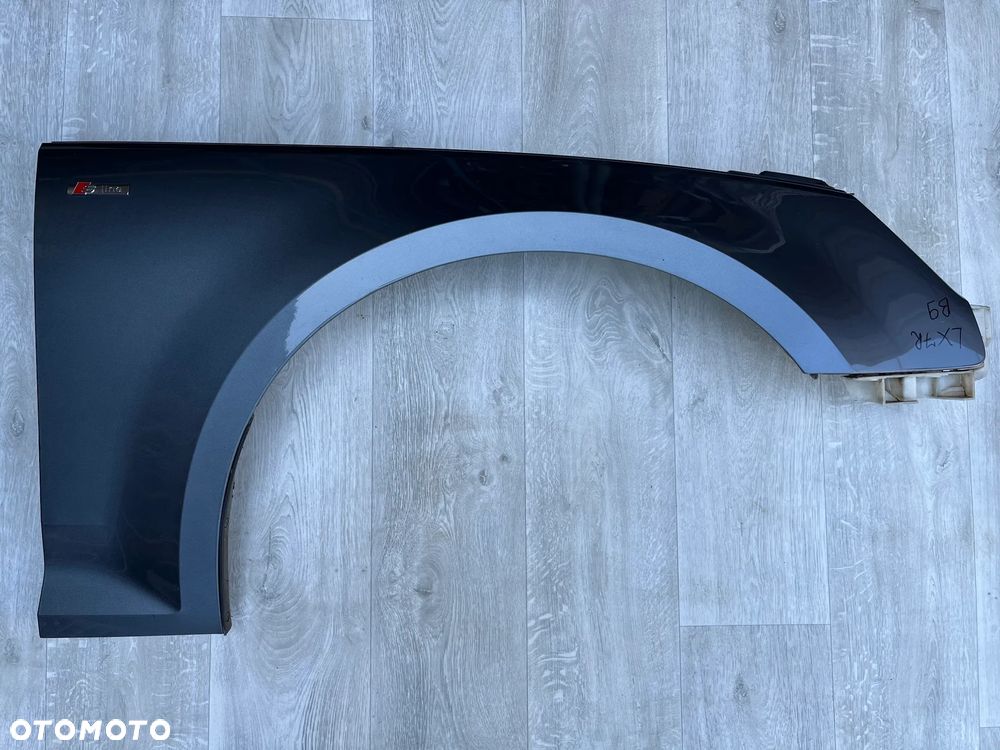 BŁOTNIK AUDI A4 b9 PRAWY przód LX7R - 1