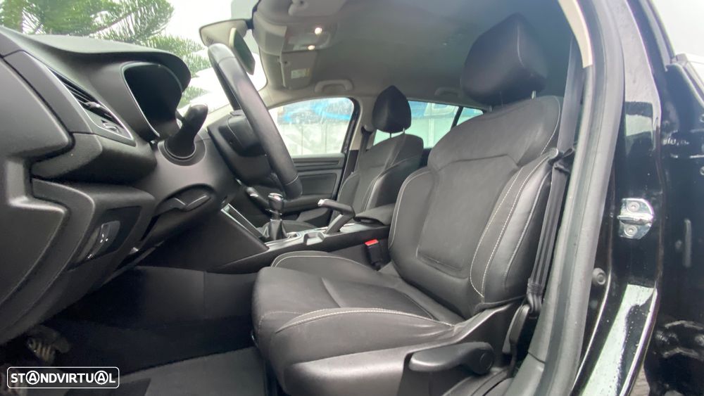 Renault Mégane Sport Tourer 1.5 dCi Limited - 20