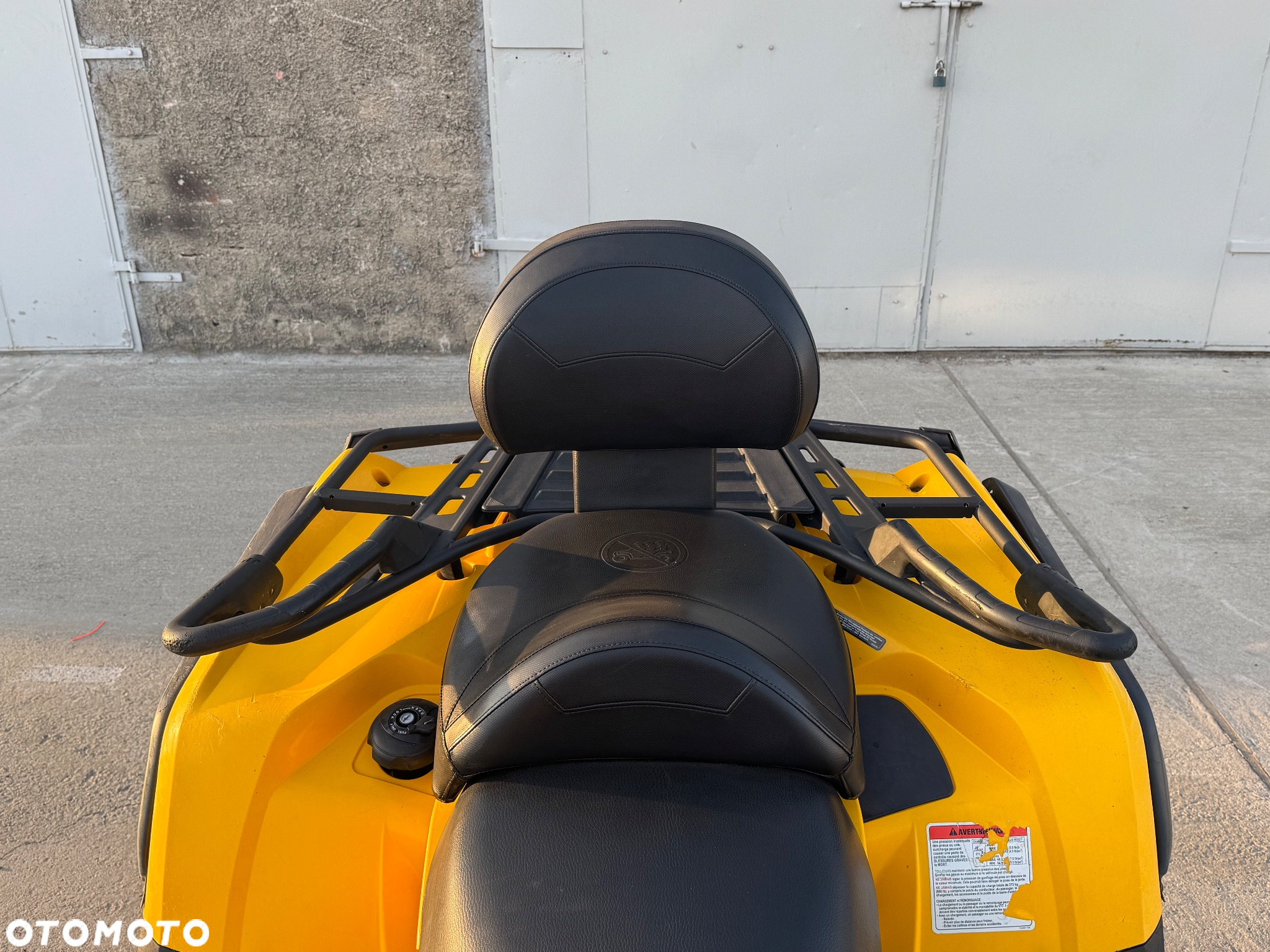 Can-Am Outlander - 10