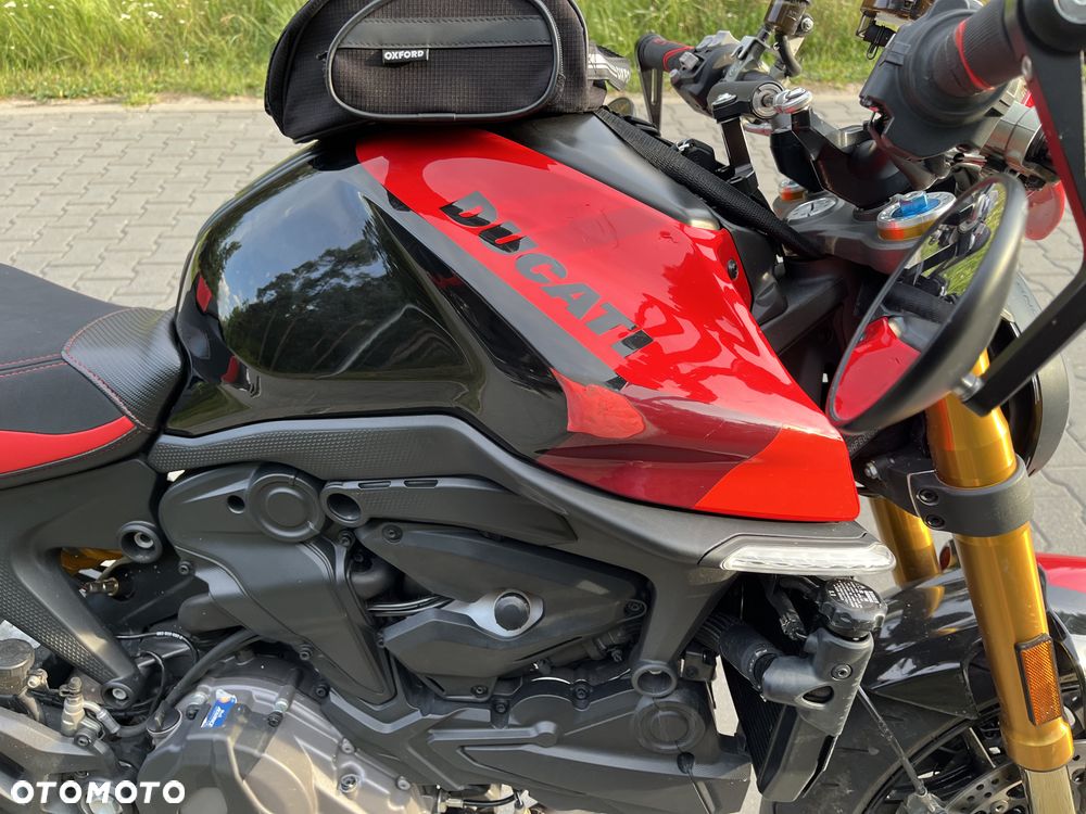 Ducati Monster - 10