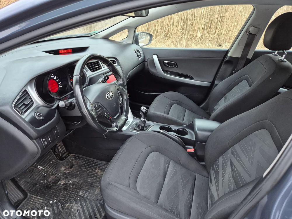 Kia Ceed 1.6 GDI Fifa World Cup Edition - 11