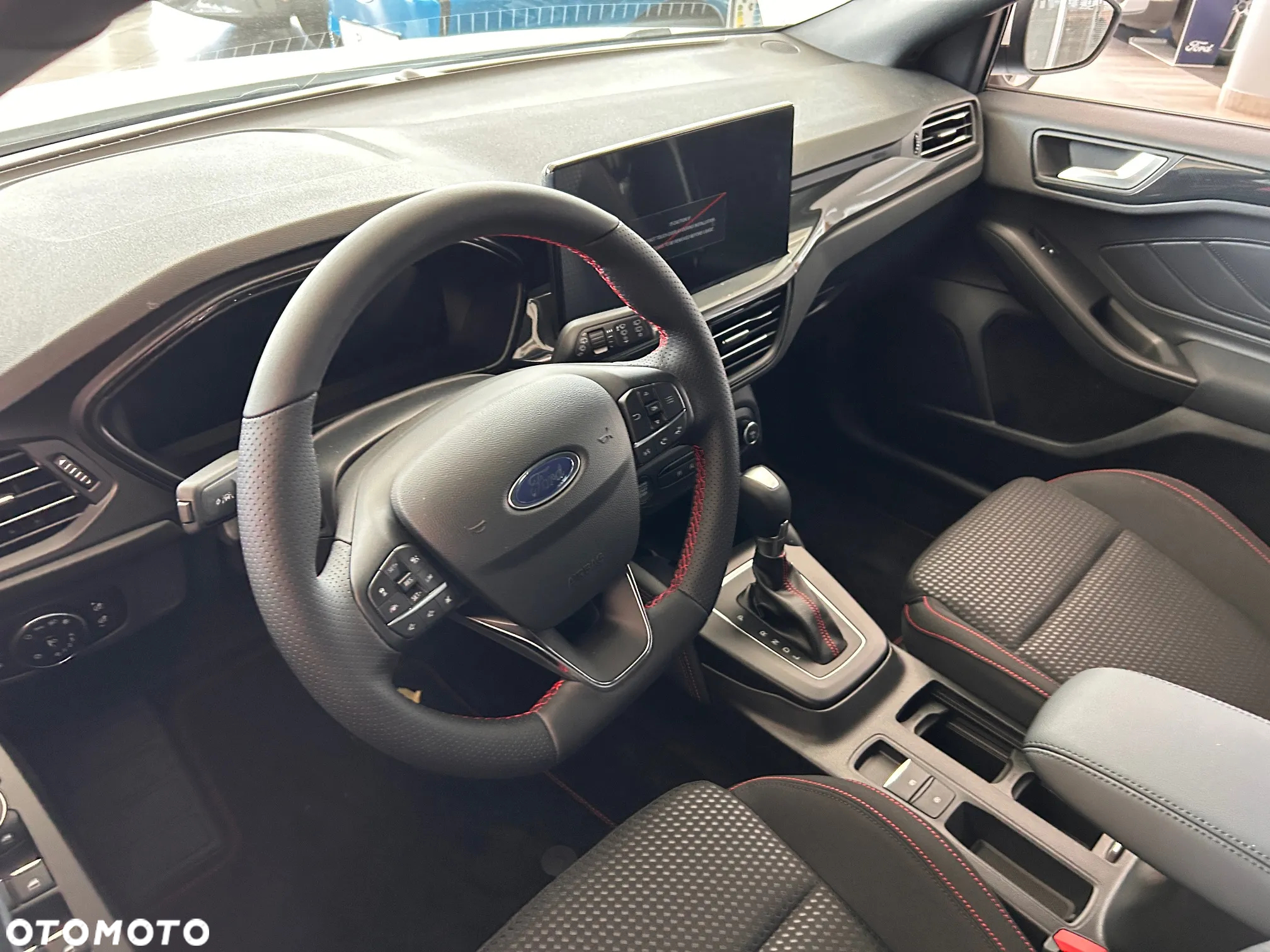 Ford Focus 1.0 EcoBoost mHEV ST-Line X - 4