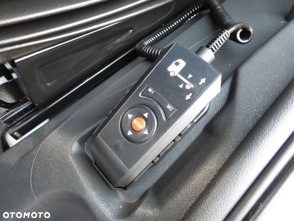 Mercedes-Benz ATEGO 12.24 KONTENER CHŁODNIA -10*C WINDA 16 PALET FUNKCJA GRZANIA ZASILANIE 230V WEBASTO KLIMATYZACJA TEMPOMAT LEDY PNEUMATYKA AUTOMAT BLIŹNIACZE KOŁA  240 - 29