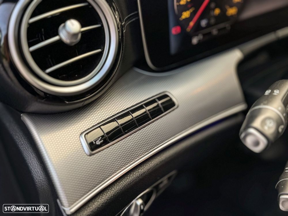 Mercedes-Benz E 220 d AMG Line - 26