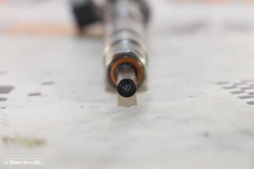 Injetor Volkswagen Scirocco (137, 138)  03L130277j / 0445110369 - 2