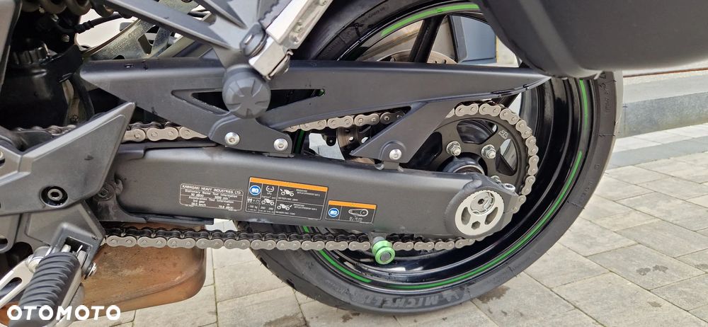 Kawasaki Ninja 1000 SX - 20