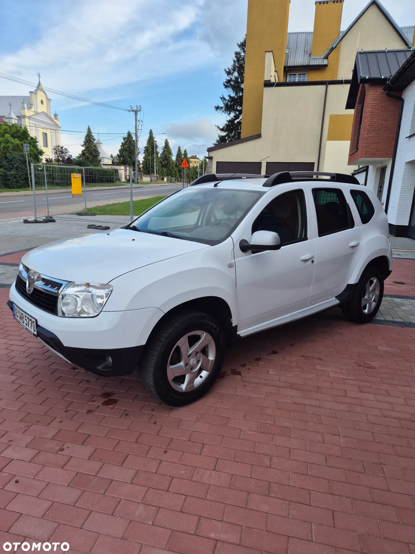 Dacia Duster 1.6 16V 4x2 Destination - 16