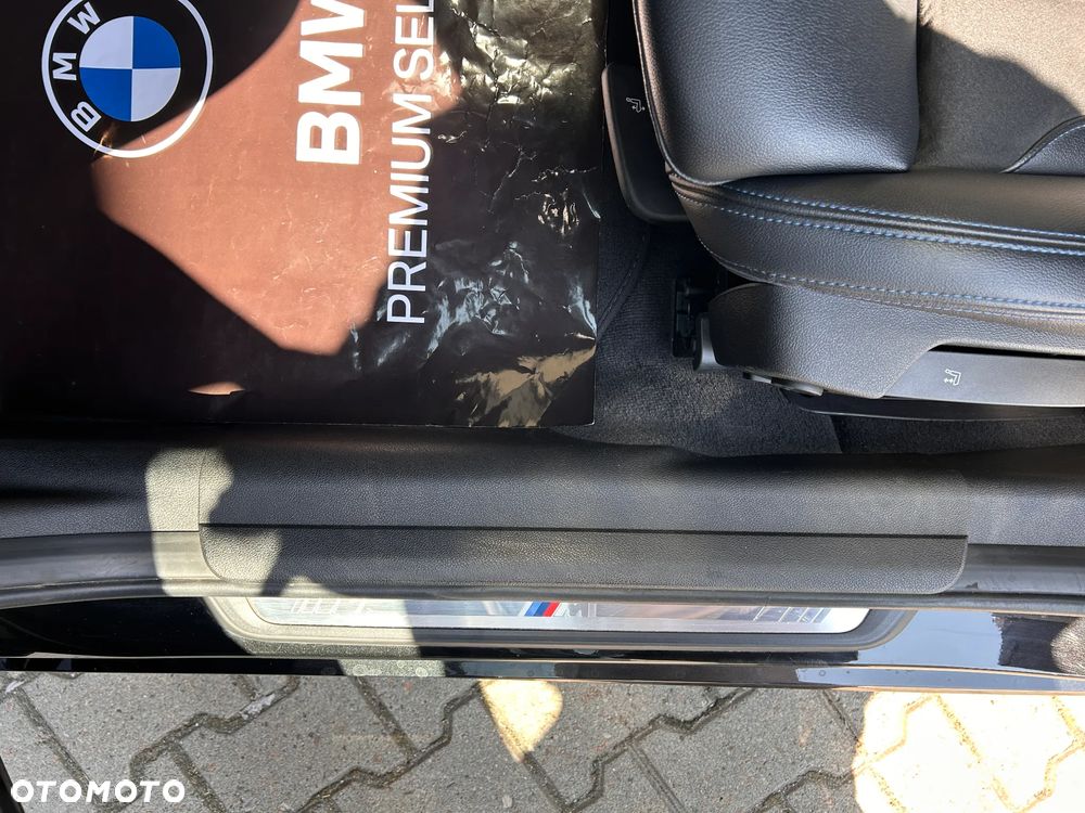 BMW Seria 3 320d xDrive MHEV M Sport sport - 16